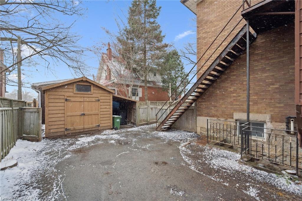 240 Paisley Street, Guelph, ON - Outdoor