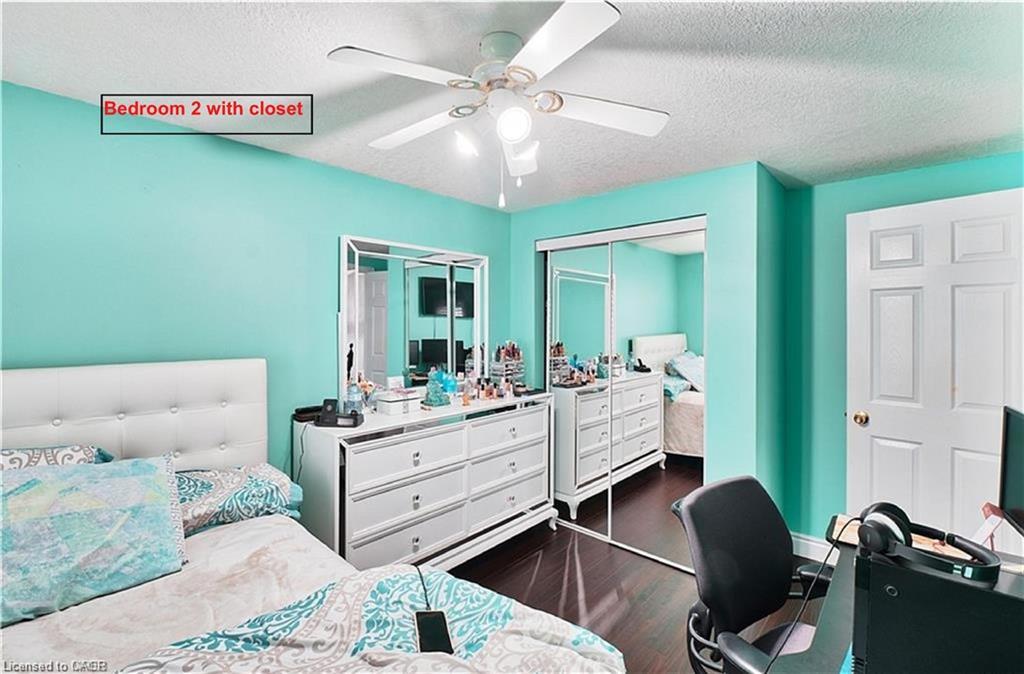 112 Hollyridge Crescent, Kitchener, ON - Indoor Photo Showing Bedroom