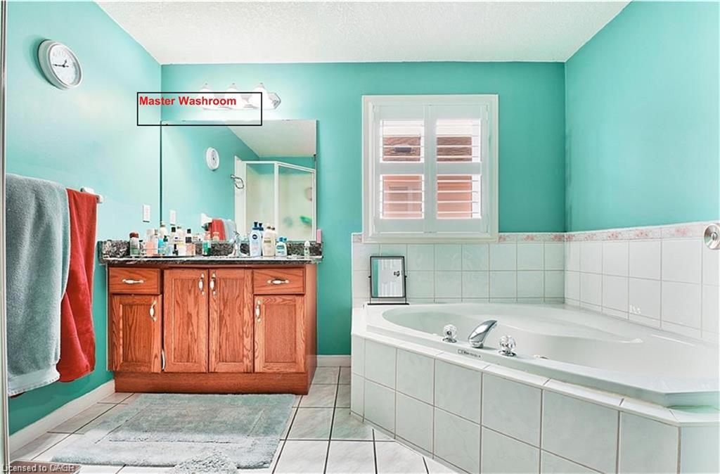112 Hollyridge Crescent, Kitchener, ON - Indoor Photo Showing Bathroom