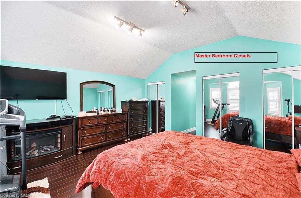 112 Hollyridge Crescent, Kitchener, ON - Indoor Photo Showing Bedroom