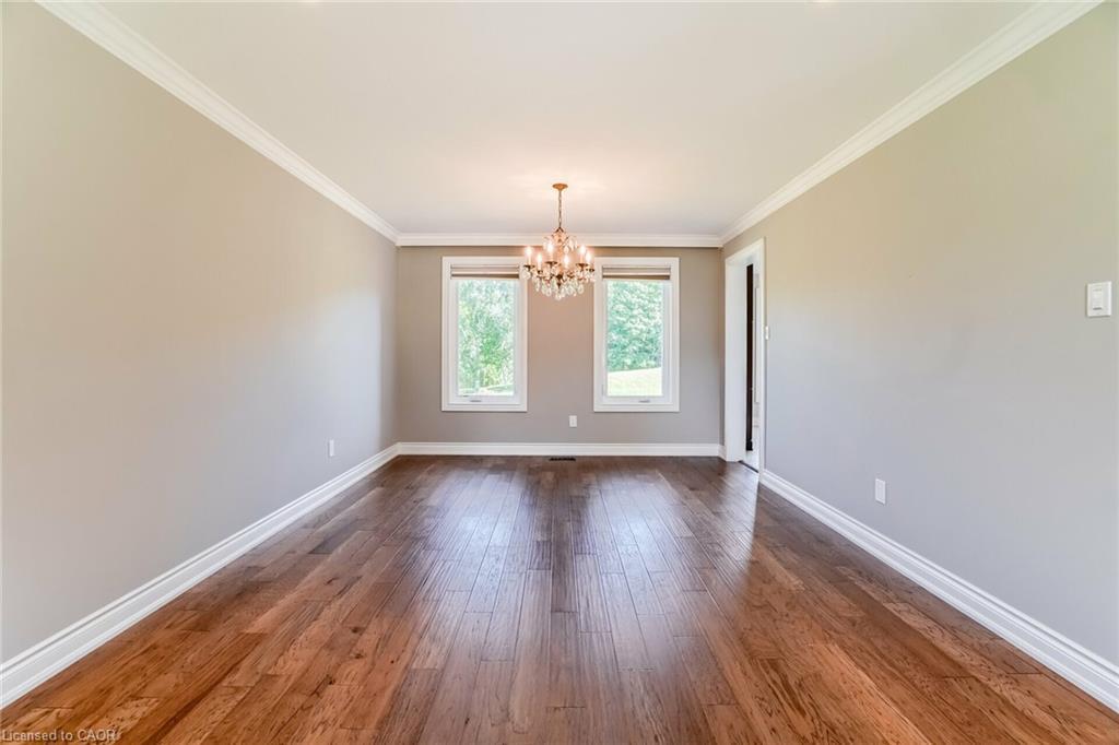 9 Elite Road, Caledon, ON - Indoor Photo Showing Other Room