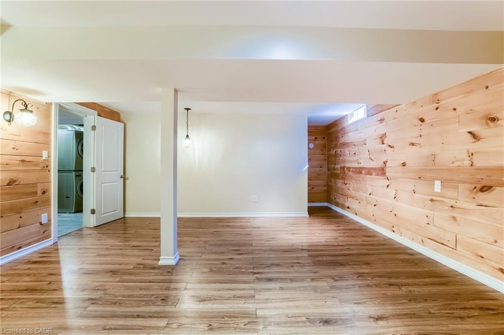 9 Elite Road, Caledon, ON - Indoor Photo Showing Other Room