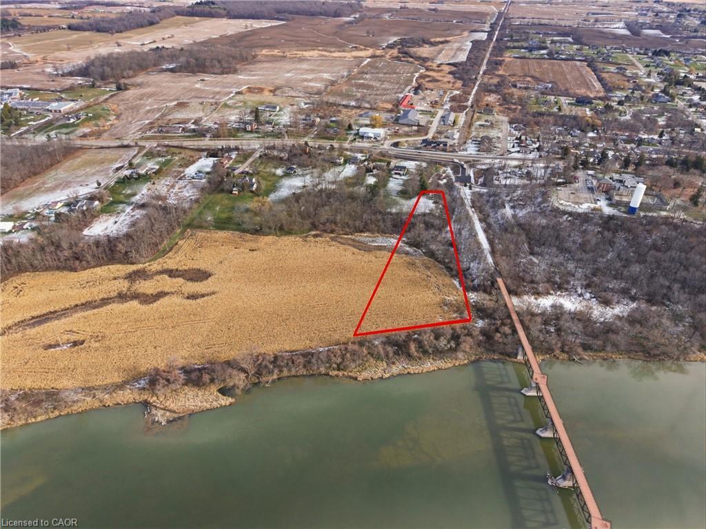 Pt Blk H S/S Indian Street, Cayuga, ON