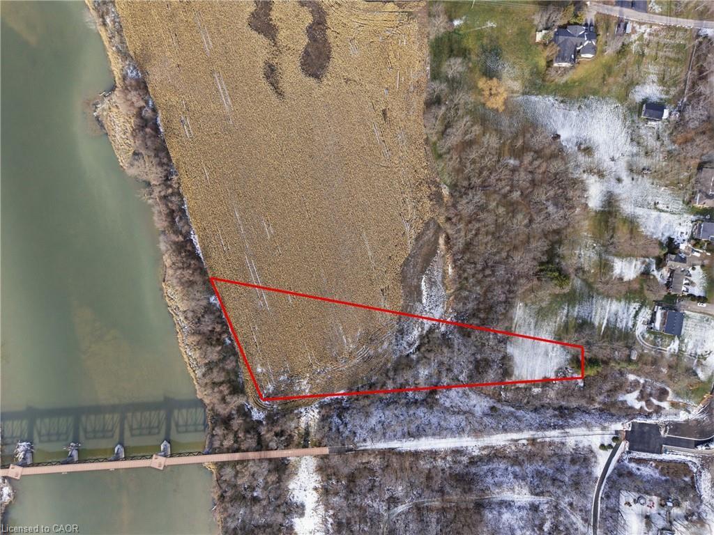 Pt Blk H S/S Indian Street, Cayuga, ON