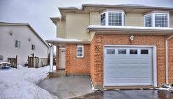 32 Woodland Drive Welland, ON L3C 7C9