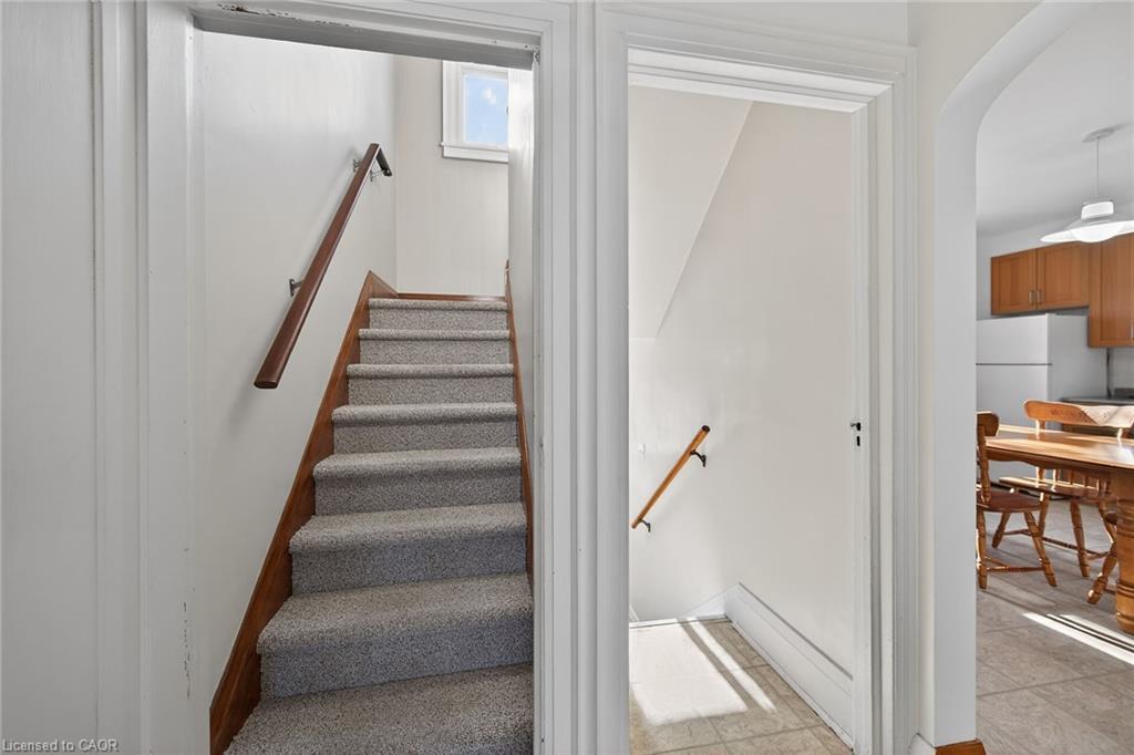 518 Britannia Avenue, Hamilton, ON - Indoor Photo Showing Other Room