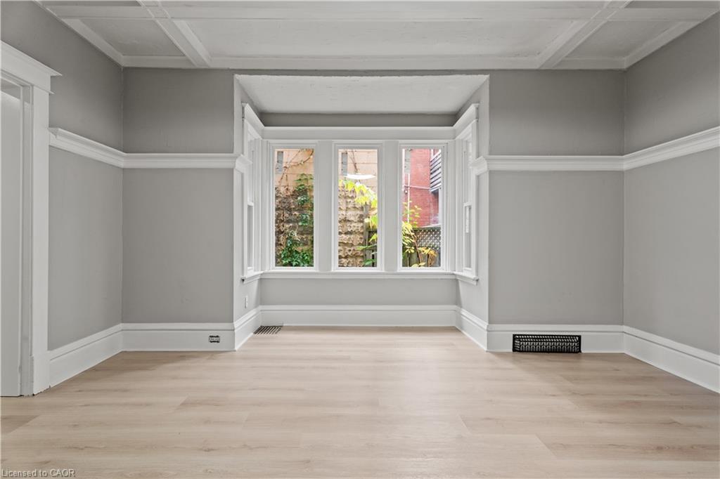 88 Gage Avenue S, Hamilton, ON - Indoor Photo Showing Other Room