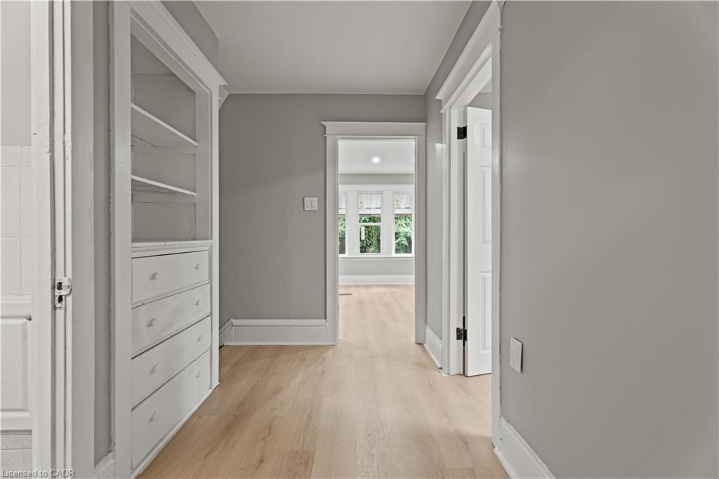 88 Gage Avenue S, Hamilton, ON - Indoor Photo Showing Other Room