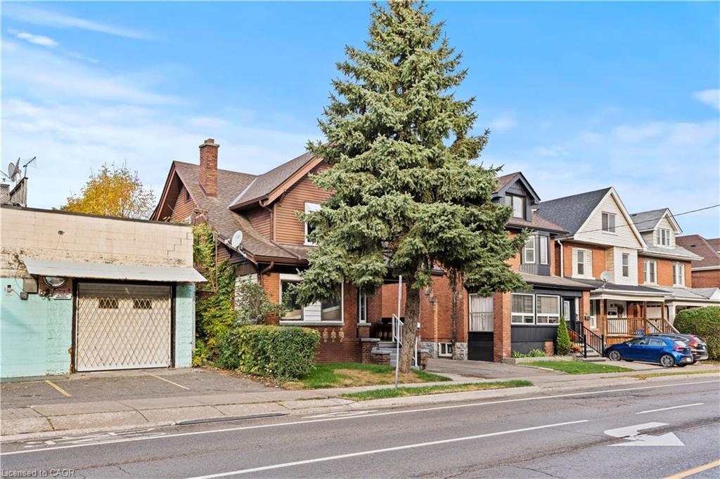 88 Gage Avenue S, Hamilton, ON - Outdoor With Facade