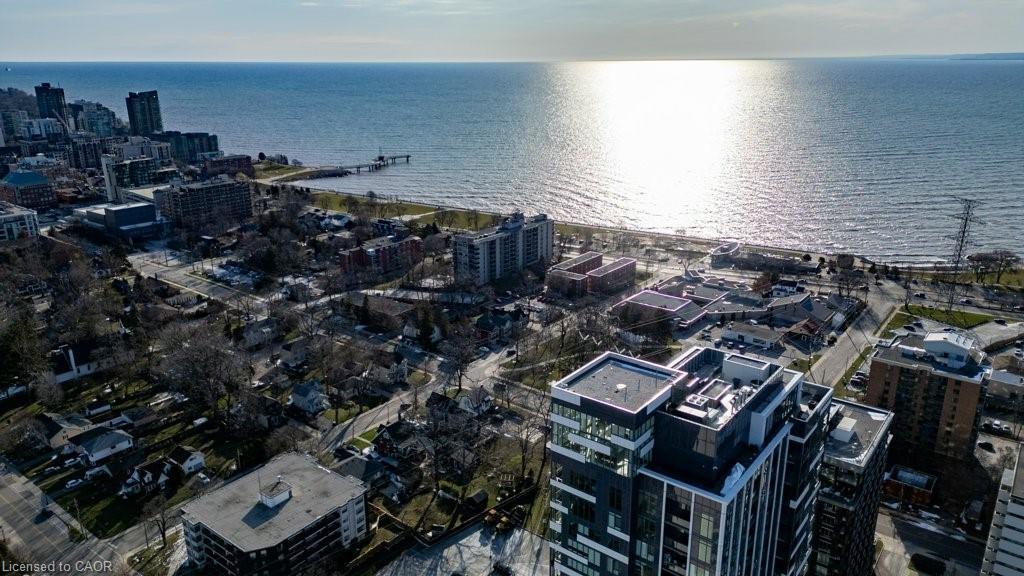 705-500 Brock Avenue, Burlington, ON - Outdoor With Body Of Water With View