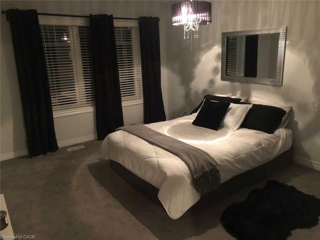7-98 Shoreview Place, Hamilton, ON - Indoor Photo Showing Bedroom