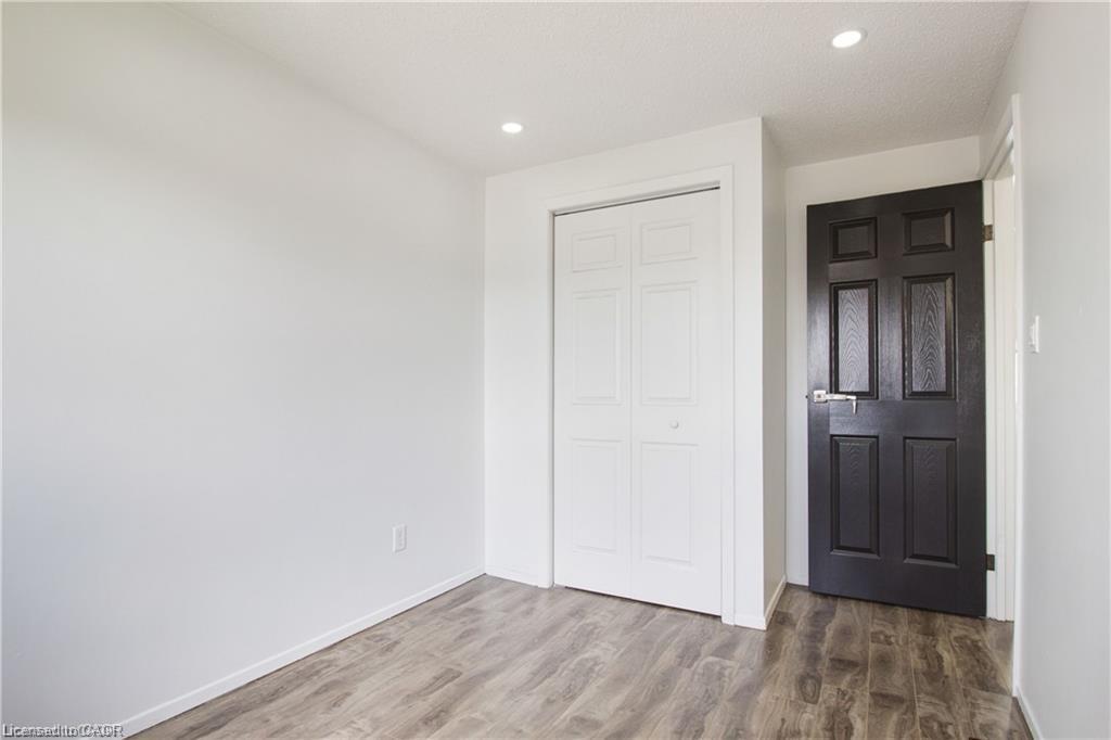 Upper-24 Tara Crescent, Thorold, ON - Indoor Photo Showing Other Room