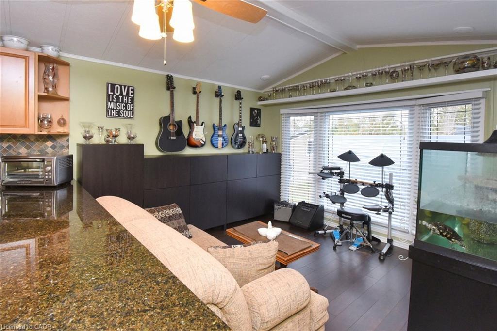 77-1085 10Th Concession Road W, Flamborough, ON - Indoor