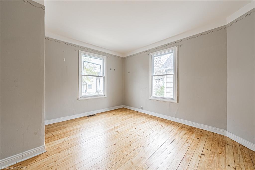 70 Hillview Street, Hamilton, ON - Indoor Photo Showing Other Room