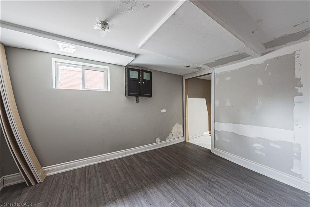 70 Hillview Street, Hamilton, ON - Indoor