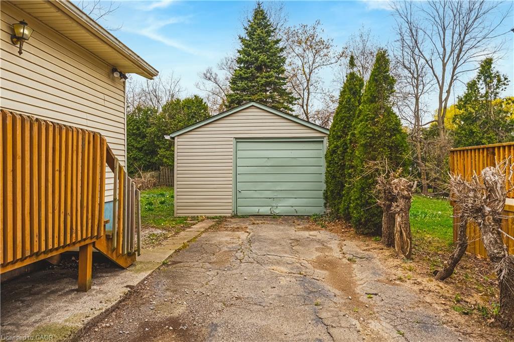 70 Hillview Street, Hamilton, ON - Outdoor