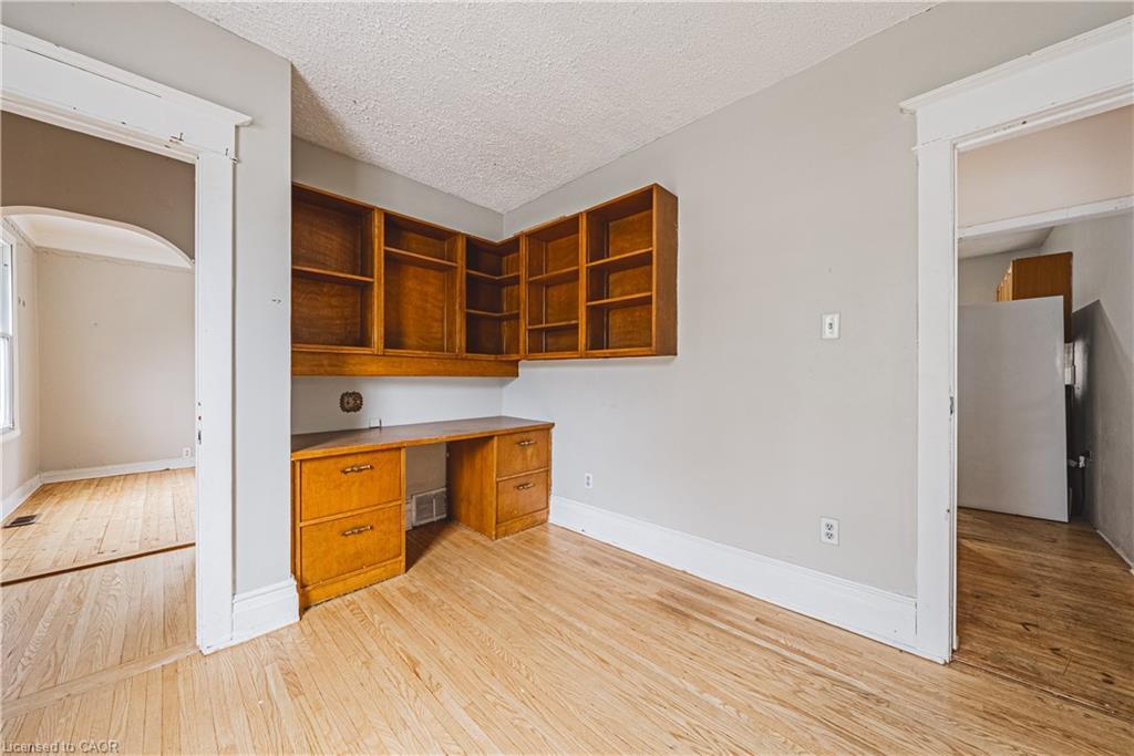 70 Hillview Street, Hamilton, ON - Indoor