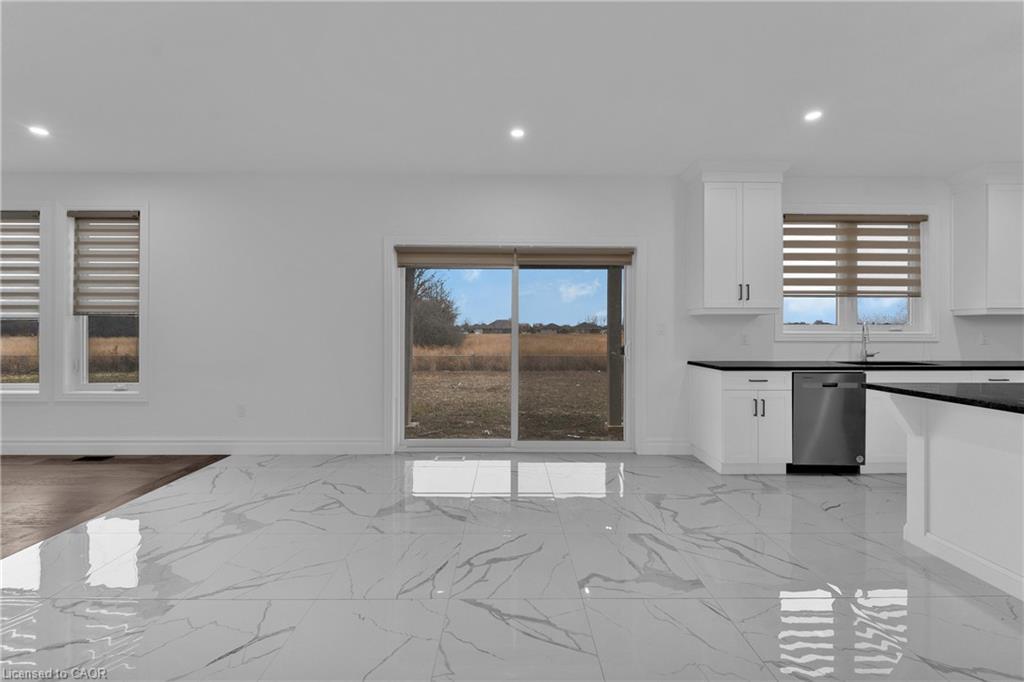 219 Cowan Court, Amherstburg, ON - Indoor