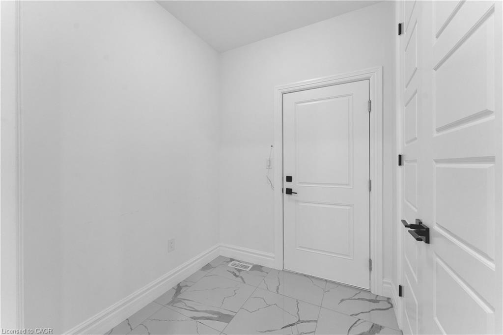 219 Cowan Court, Amherstburg, ON - Indoor Photo Showing Other Room