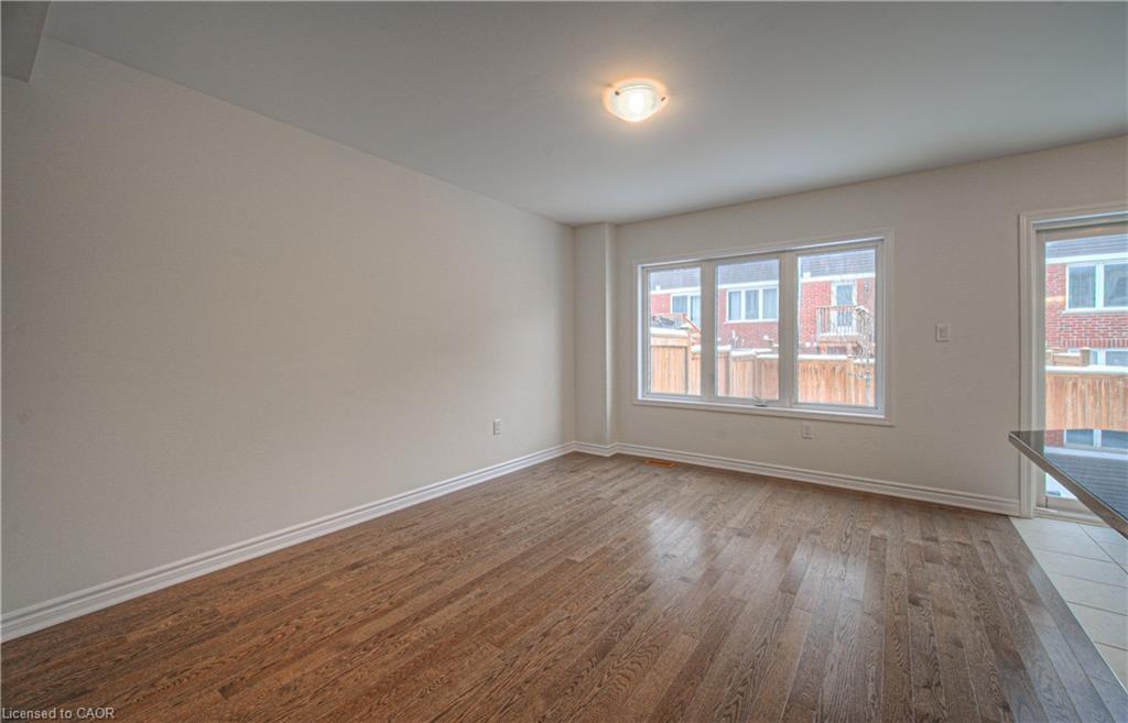 32-19 Ridge Road, Cambridge, ON - Indoor Photo Showing Other Room