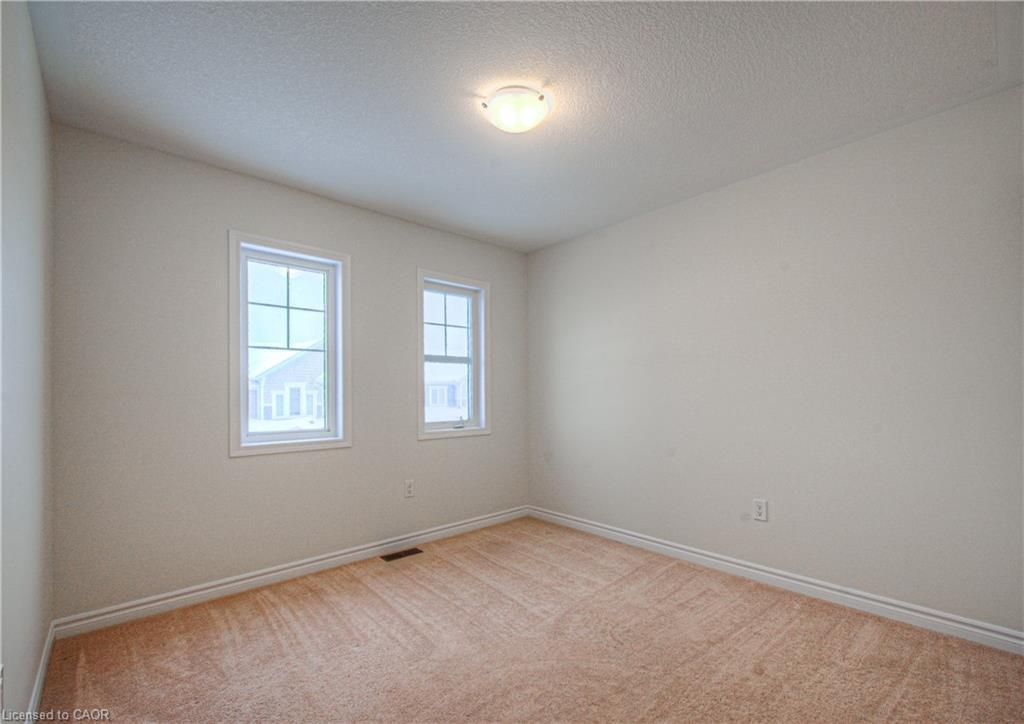 32-19 Ridge Road, Cambridge, ON - Indoor Photo Showing Other Room