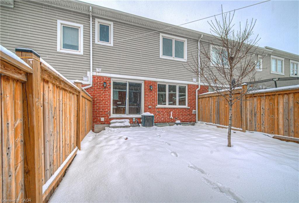 32-19 Ridge Road, Cambridge, ON - Outdoor With Exterior