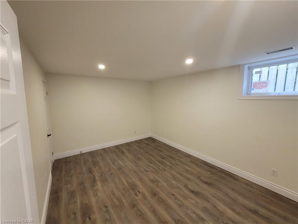 2-75 Edwina Court, Hamilton, ON - Indoor