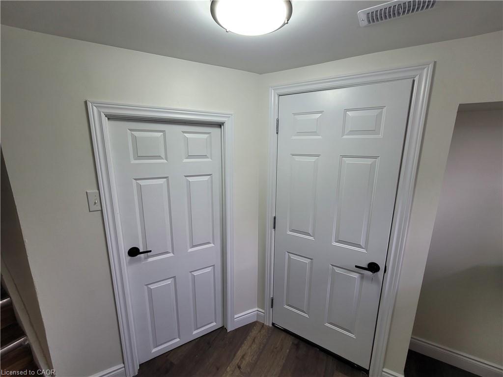 2-75 Edwina Court, Hamilton, ON - Indoor Photo Showing Other Room