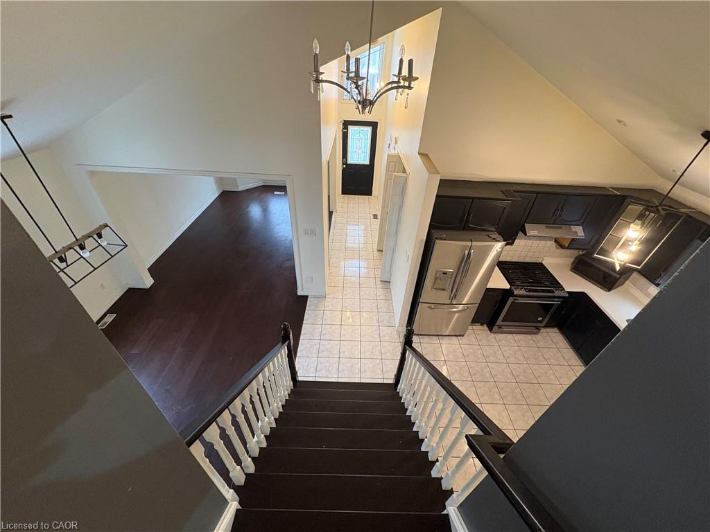 Upper-35 Melrose Place, Guelph, ON - Indoor Photo Showing Other Room