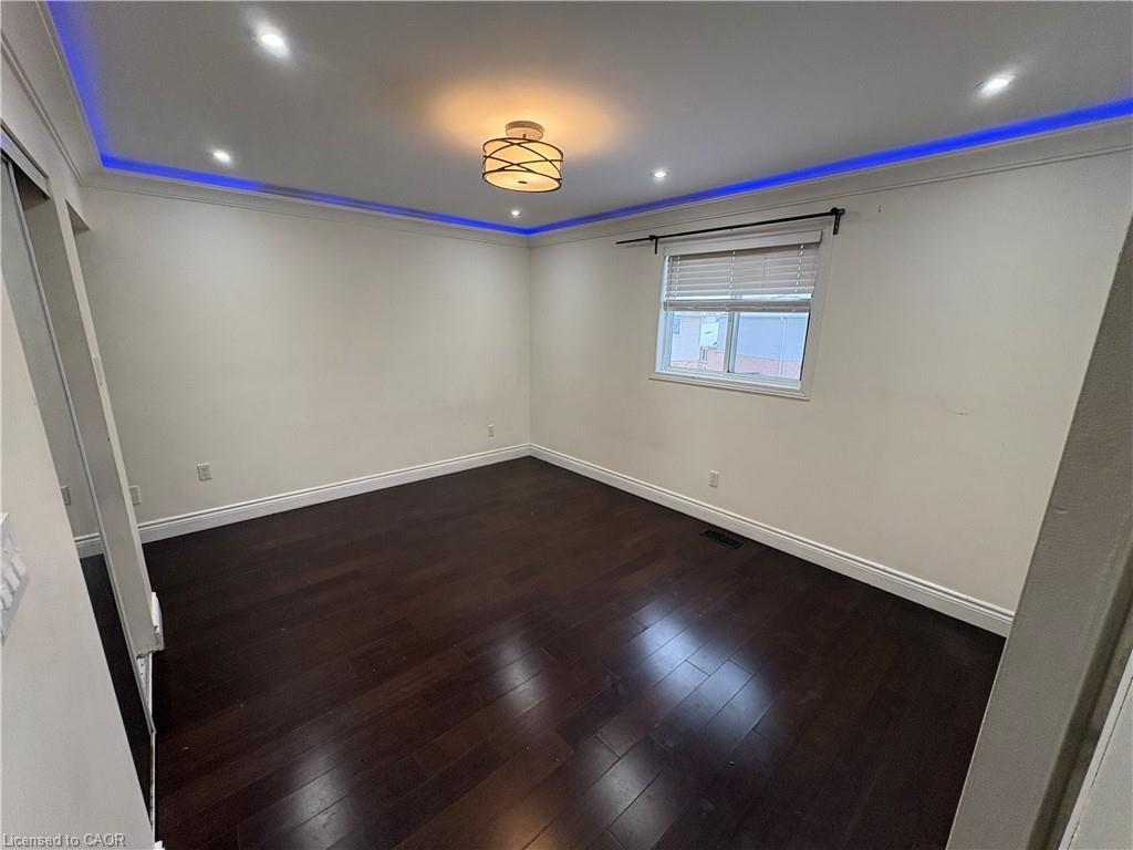 Upper-35 Melrose Place, Guelph, ON - Indoor Photo Showing Other Room