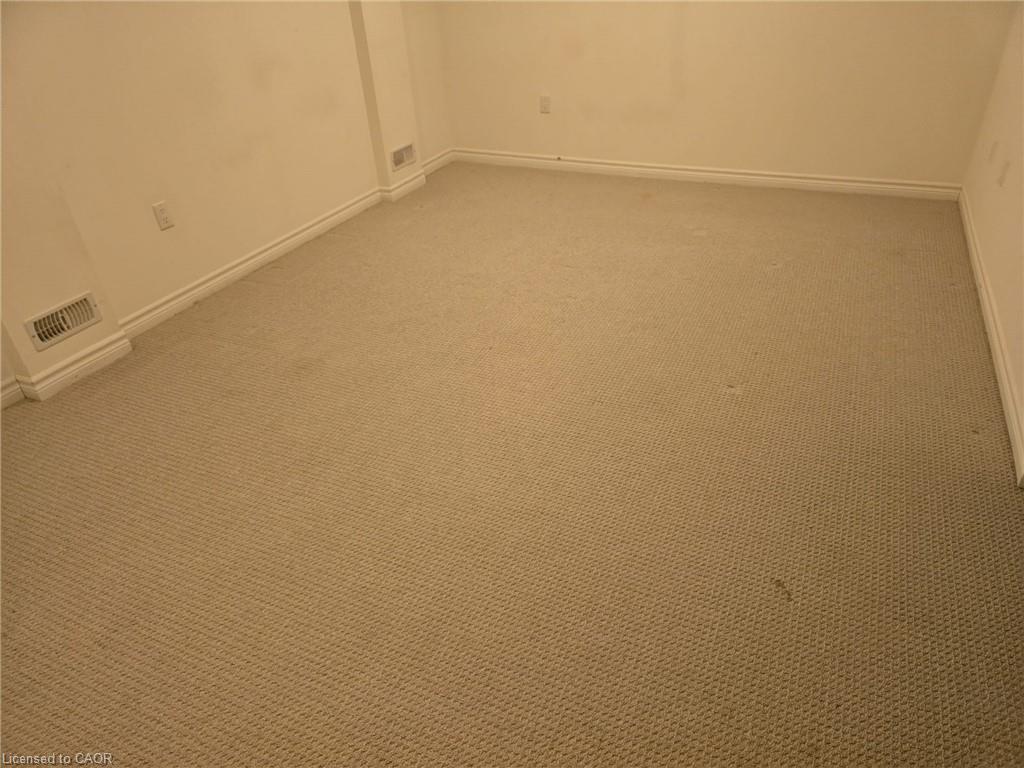 21 Arlington Crescent, Guelph, ON - Indoor Photo Showing Other Room