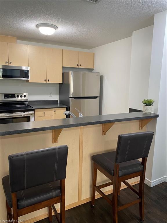 1C-45 Cedarhill Crescent, Kitchener, ON - Indoor Photo Showing Kitchen With Double Sink