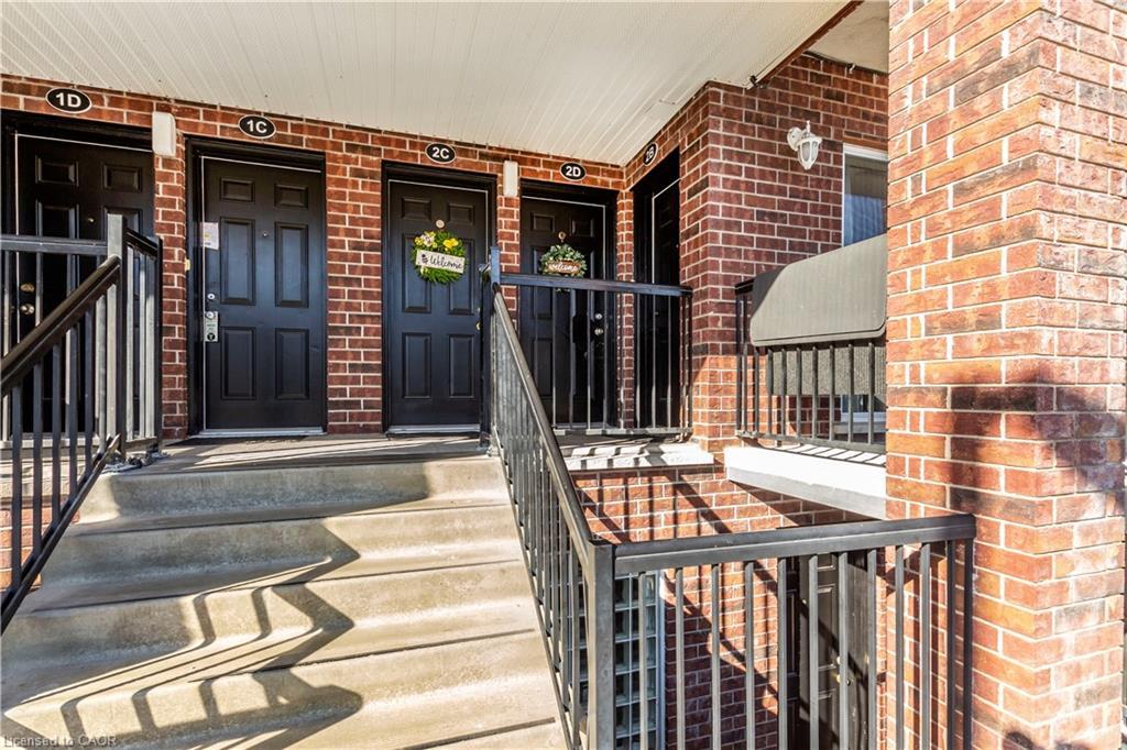1C-45 Cedarhill Crescent, Kitchener, ON - Outdoor