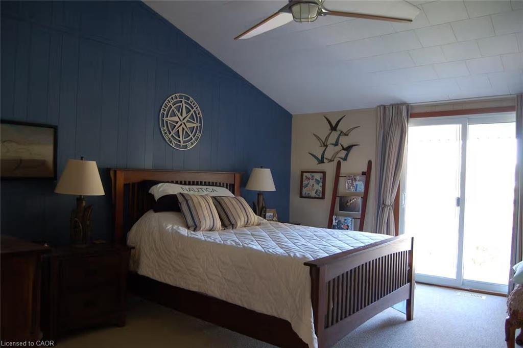 109 Ordnance Avenue, Turkey Point, ON - Indoor Photo Showing Bedroom