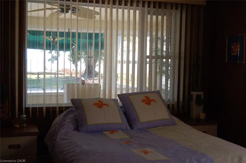 109 Ordnance Avenue, Turkey Point, ON - Indoor Photo Showing Bedroom