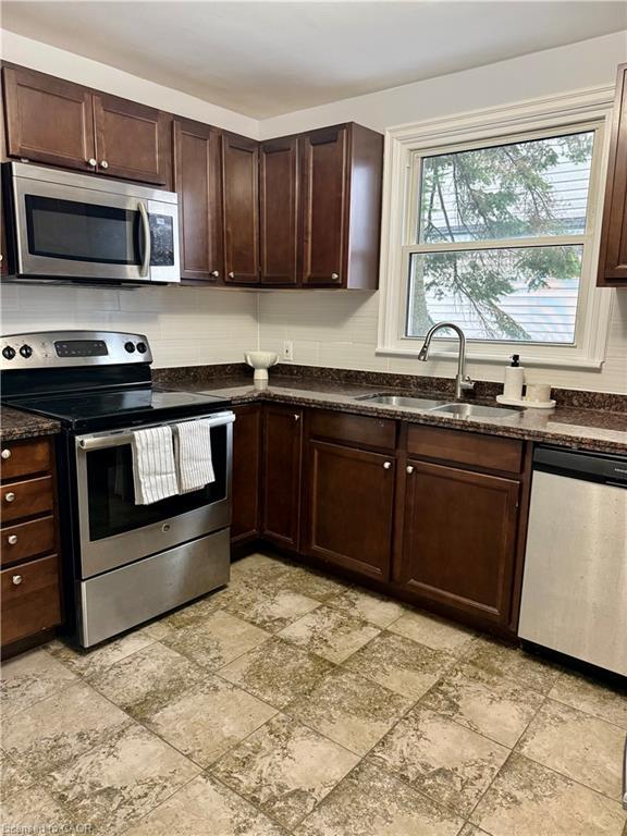 145 Brantdale Avenue, Hamilton, ON - Indoor Photo Showing Kitchen With Double Sink