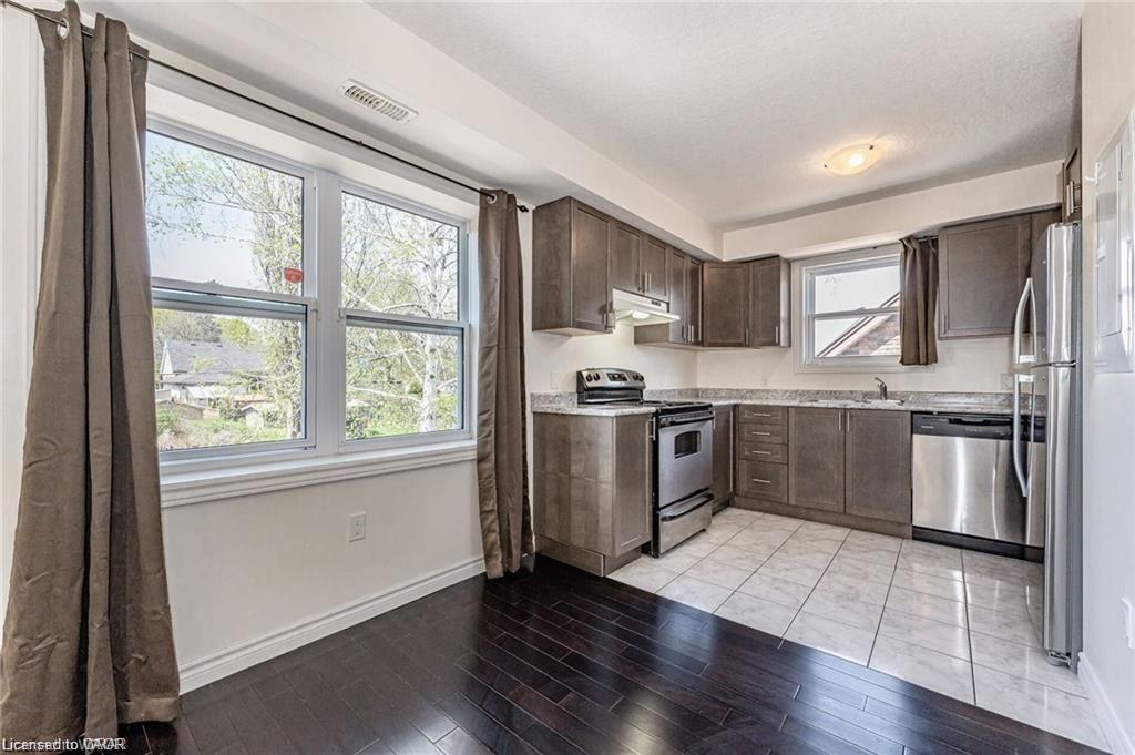 A-37 Edna Street, Kitchener, ON - Indoor Photo Showing Kitchen With Stainless Steel Kitchen