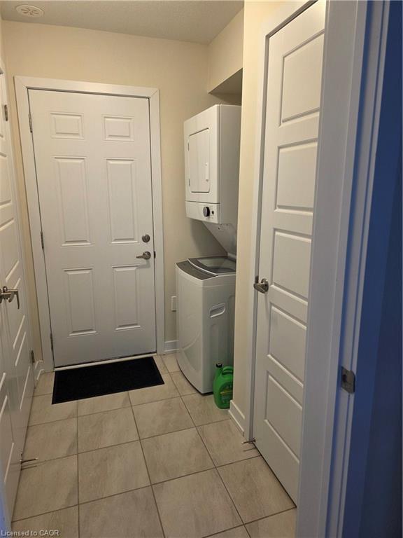 65 Melody Lane, Thorold, ON - Indoor Photo Showing Laundry Room