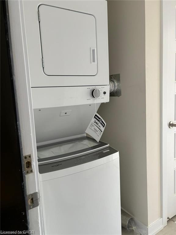 65 Melody Lane, Thorold, ON - Indoor Photo Showing Laundry Room