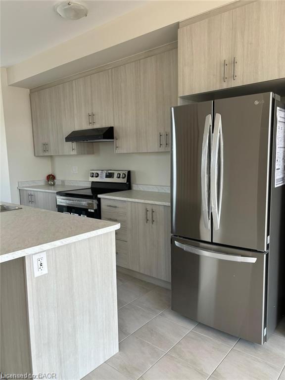 65 Melody Lane, Thorold, ON - Indoor Photo Showing Kitchen