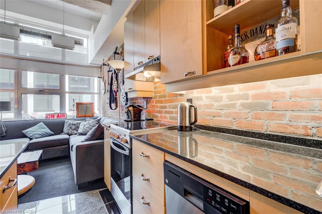 826-155 Dalhousie Street, Toronto, ON - Indoor