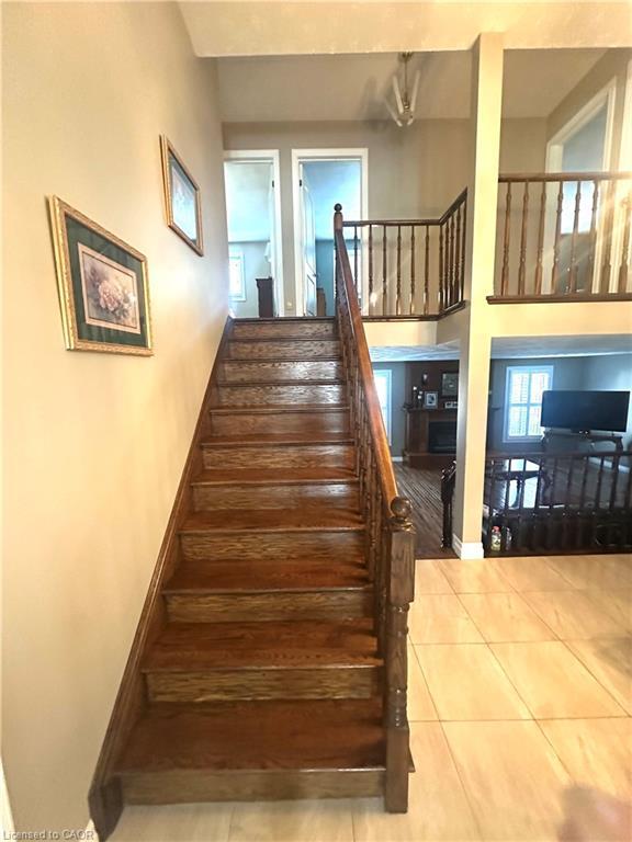 50 Teak Street, Hamilton, ON - Indoor Photo Showing Other Room