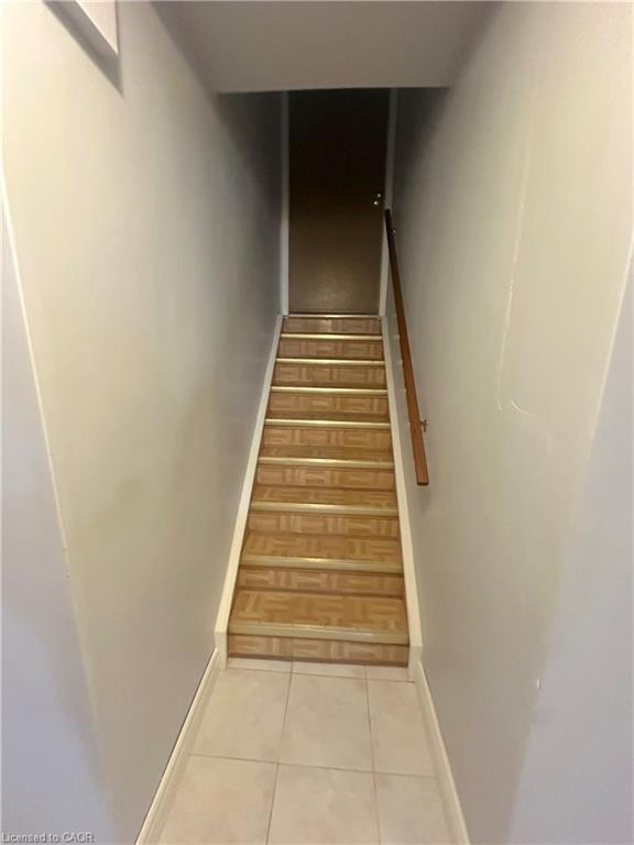 50 Teak Street, Hamilton, ON - Indoor Photo Showing Other Room