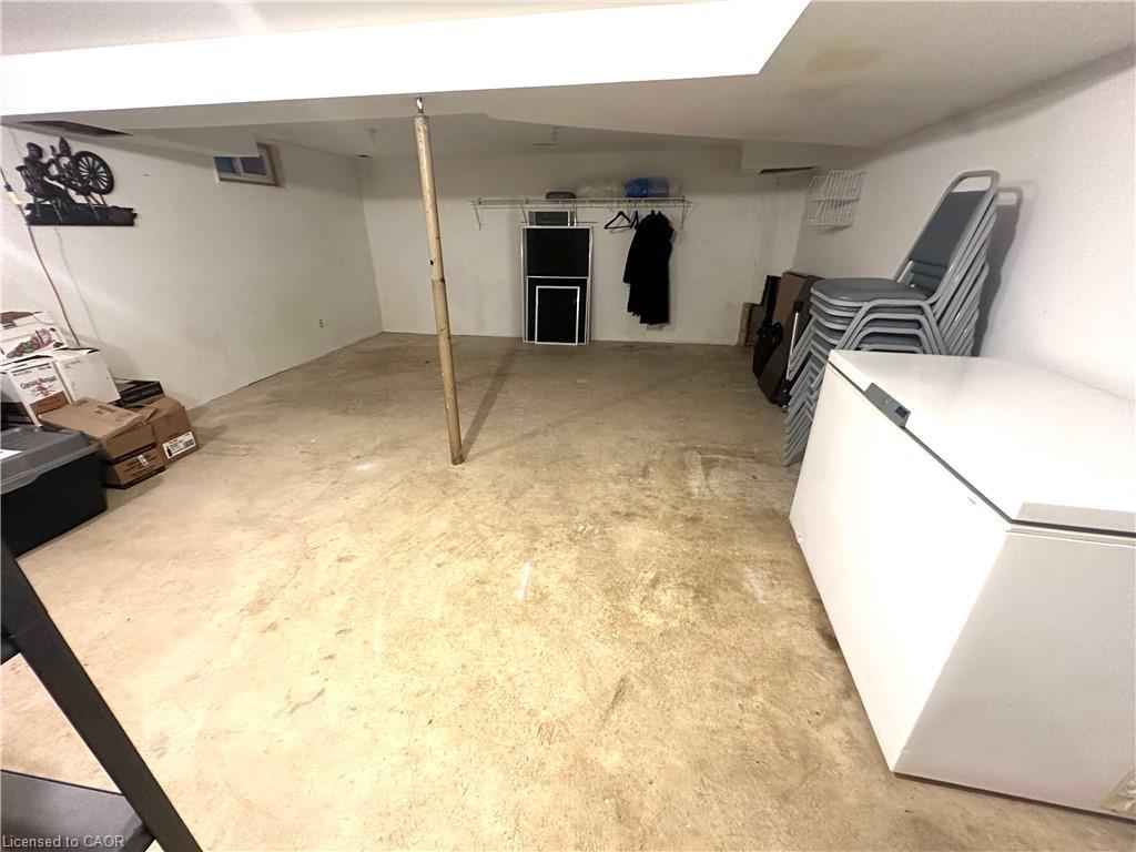 50 Teak Street, Hamilton, ON - Indoor