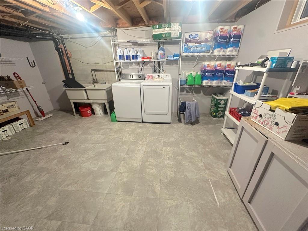 50 Teak Street, Hamilton, ON - Indoor Photo Showing Laundry Room