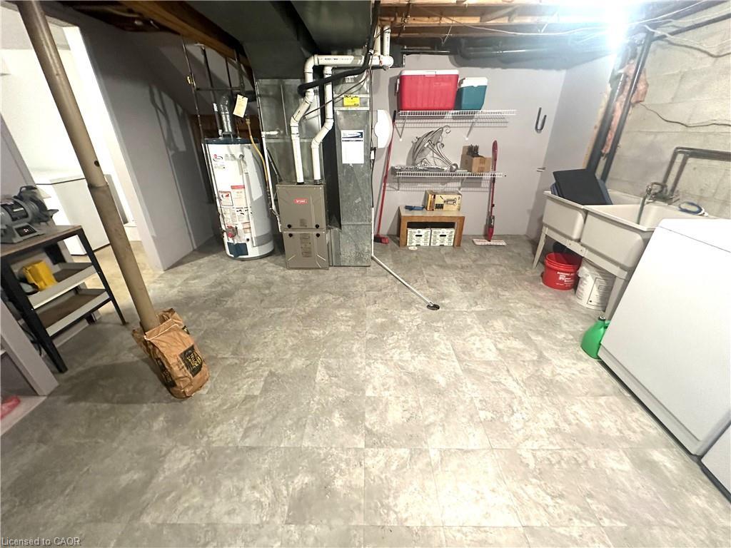 50 Teak Street, Hamilton, ON - Indoor