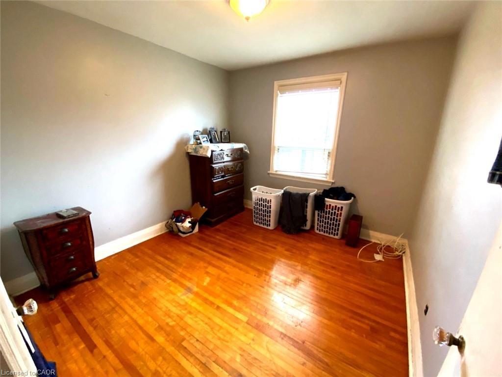 140 Stewartdale Avenue, Hamilton, ON - Indoor Photo Showing Bedroom