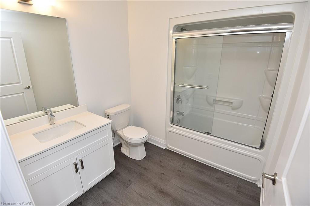 510-1936 Rymal Road E, Hamilton, ON - Indoor Photo Showing Bathroom