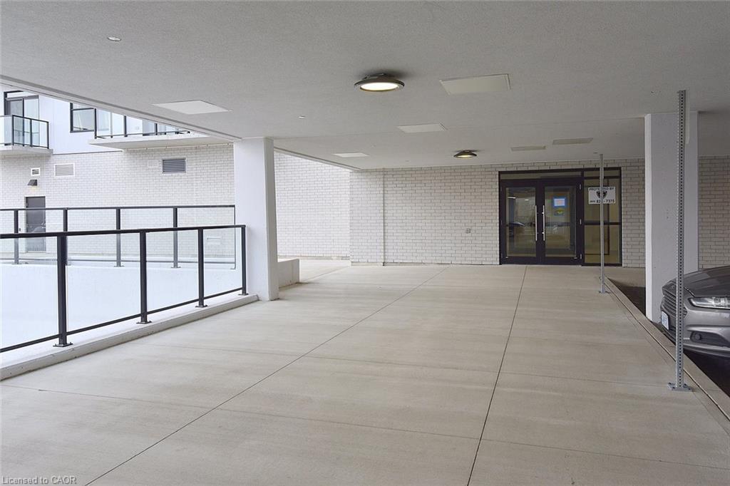 510-1936 Rymal Road E, Hamilton, ON - Indoor Photo Showing Other Room