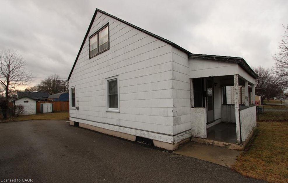 78 Eighth Avenue, Brantford, ON - Outdoor With Exterior